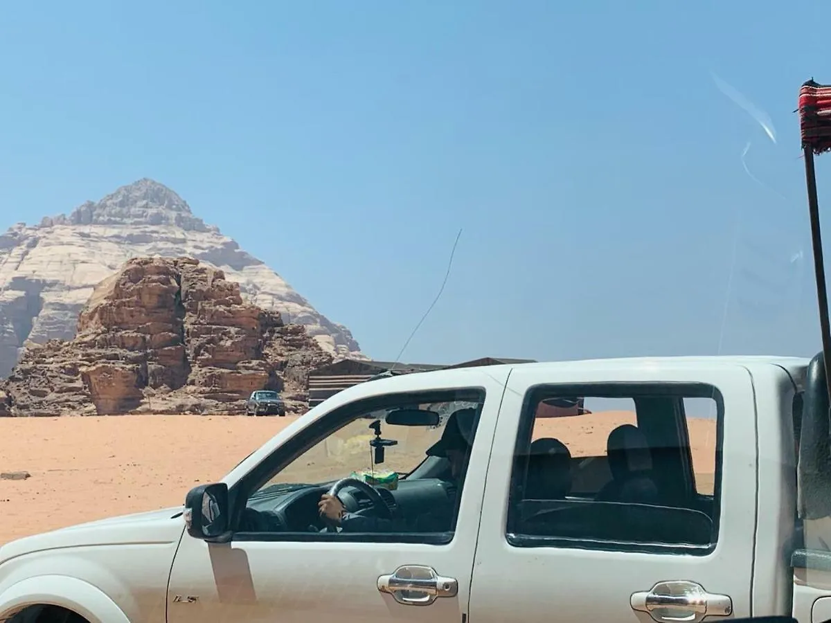 Hotel Wadi Rum Camp Stars & Jeep Tour Luxuszelt