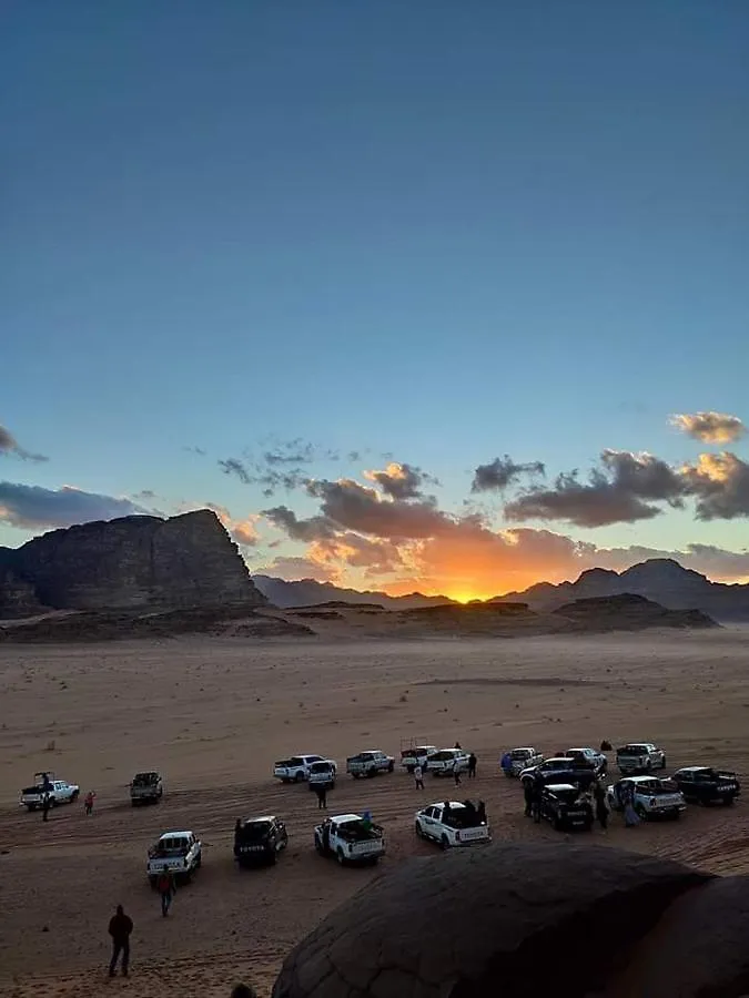 Hotel Wadi Rum Camp Stars & Jeep Tour Luxuszelt