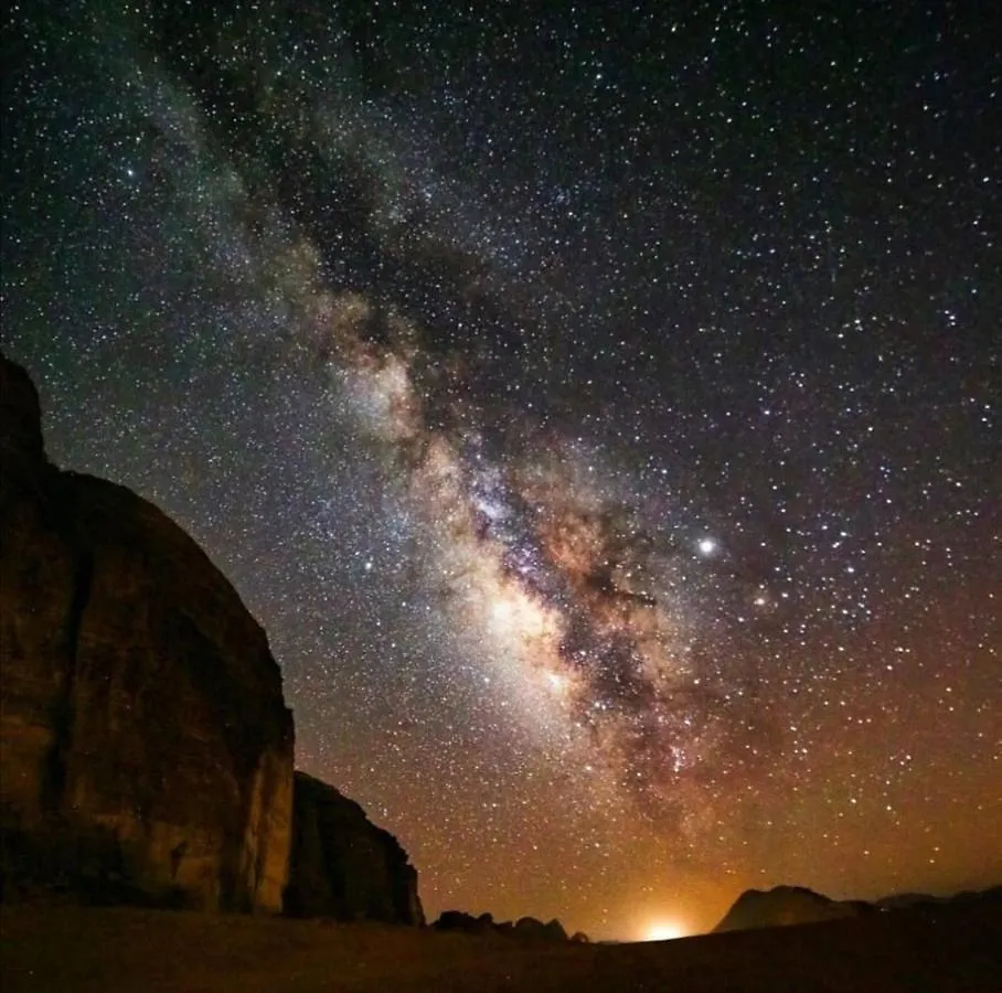 Hotel Wadi Rum Camp Stars & Jeep Tour