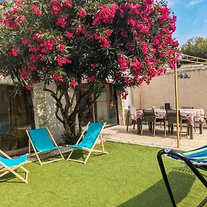 superbe-t3-bord-de-mer.fr-provencehotel.com/